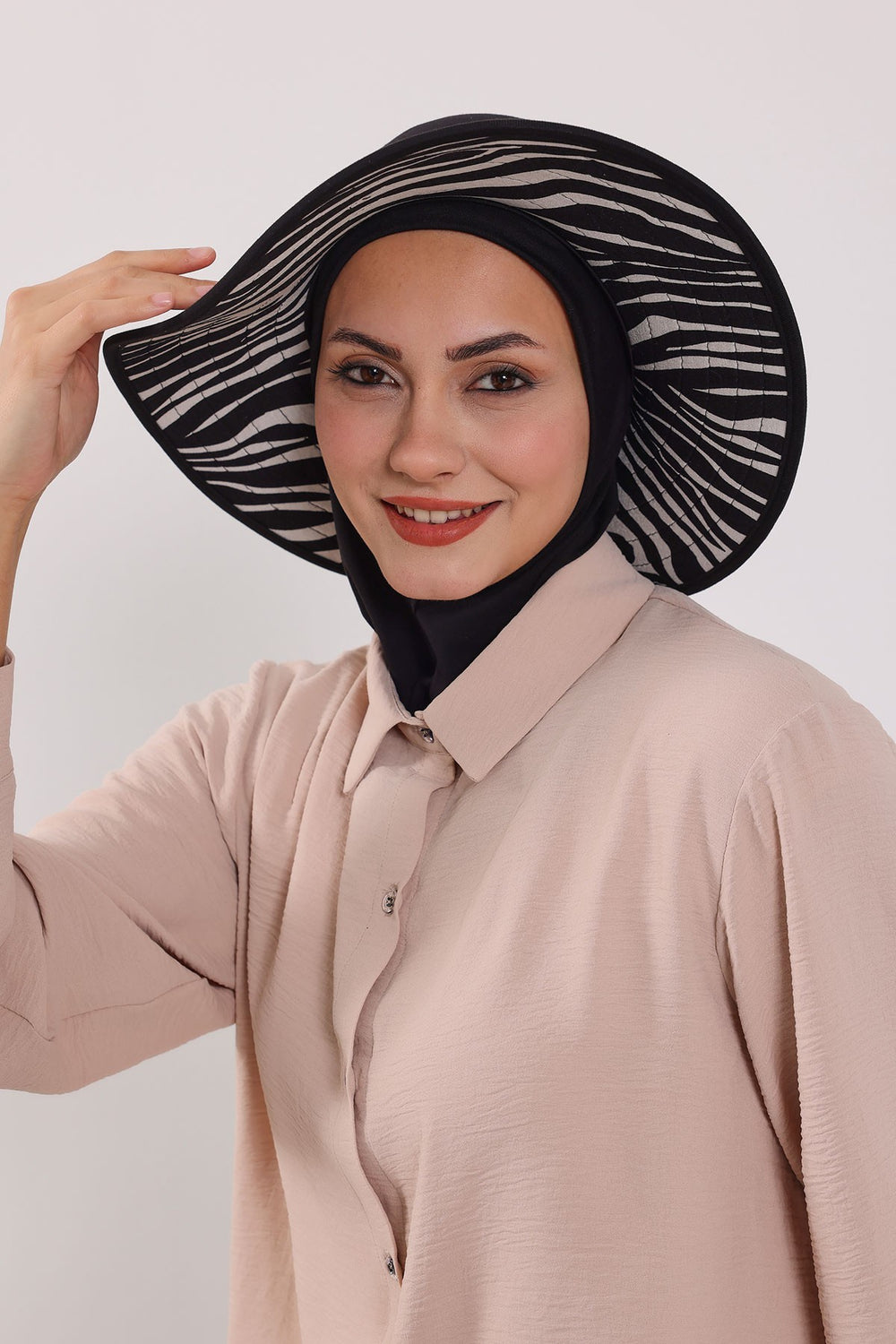 Printed Modest Sun Protective Turban Bonnet with Removable Bow Brim for Women, 2-in-1 Hijab Ninja Cap with Laminated Removable Brim Pattern,S-6D Black - Zebra Pattern
