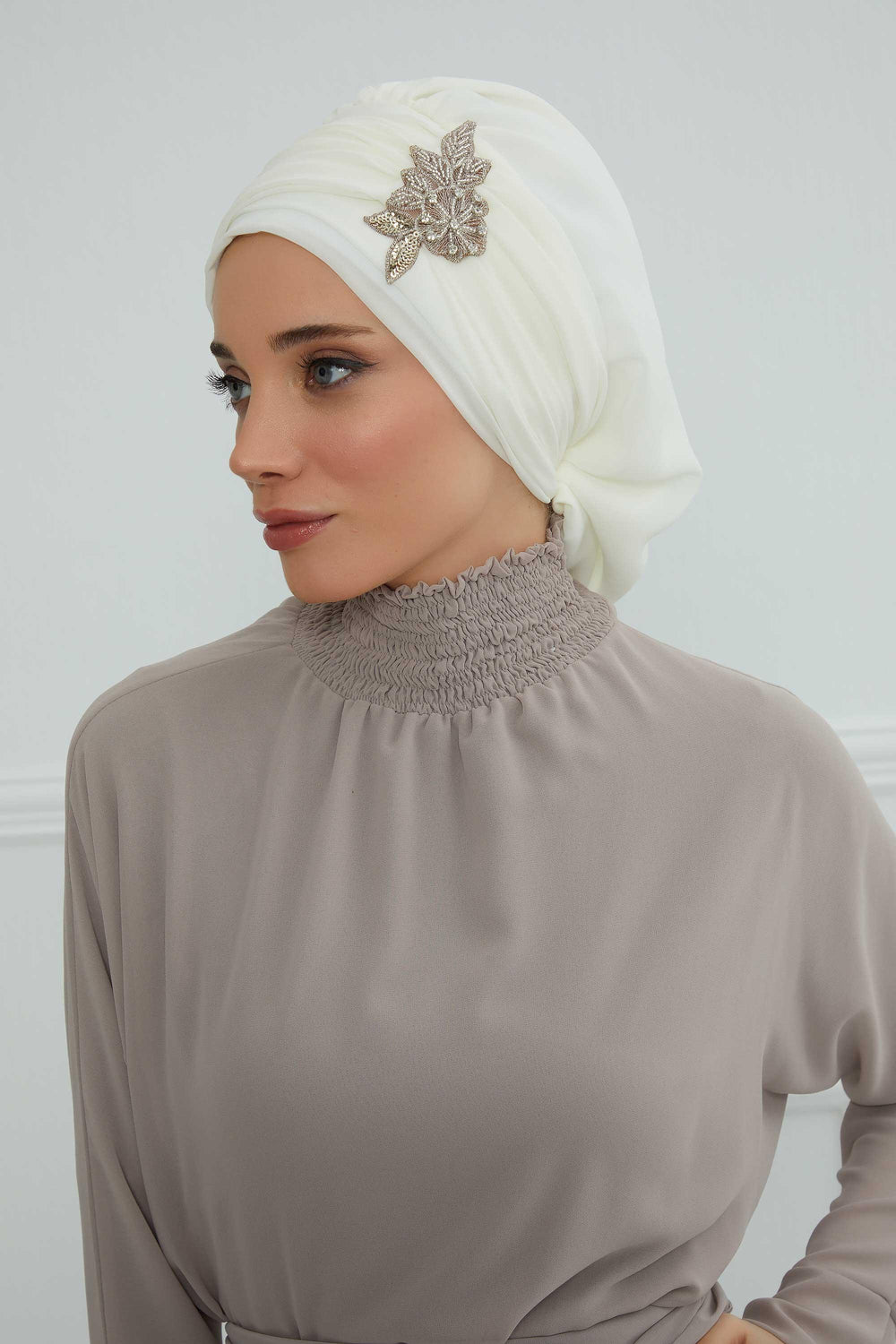 Side Frilled Instant Turban Chiffon Scarf Head Turbans with Unique Jewellery Stone Accessory For Women Headwear Stylish Design,HT-105