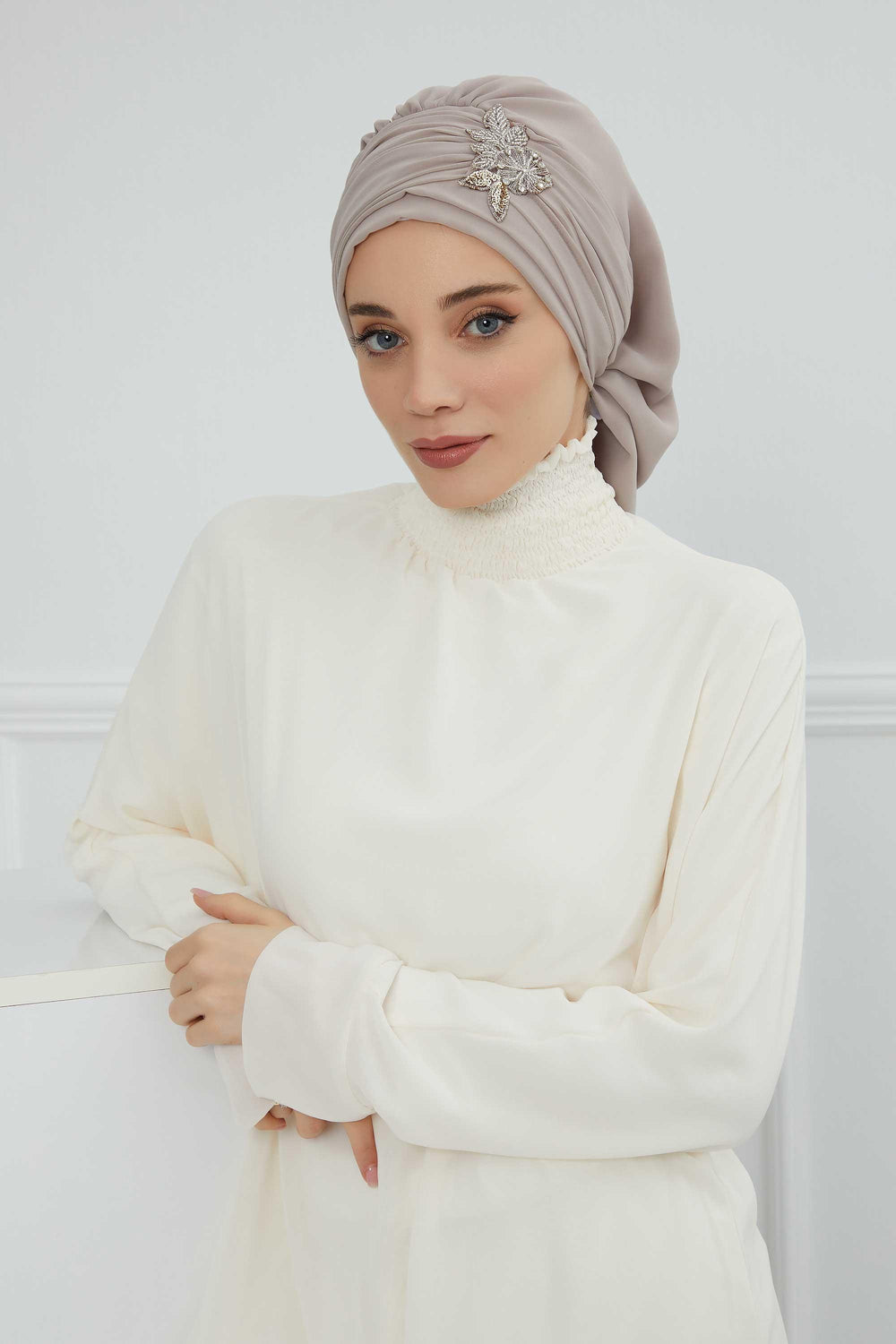 Side Frilled Instant Turban Chiffon Scarf Head Turbans with Unique Jewellery Stone Accessory For Women Headwear Stylish Design,HT-105
