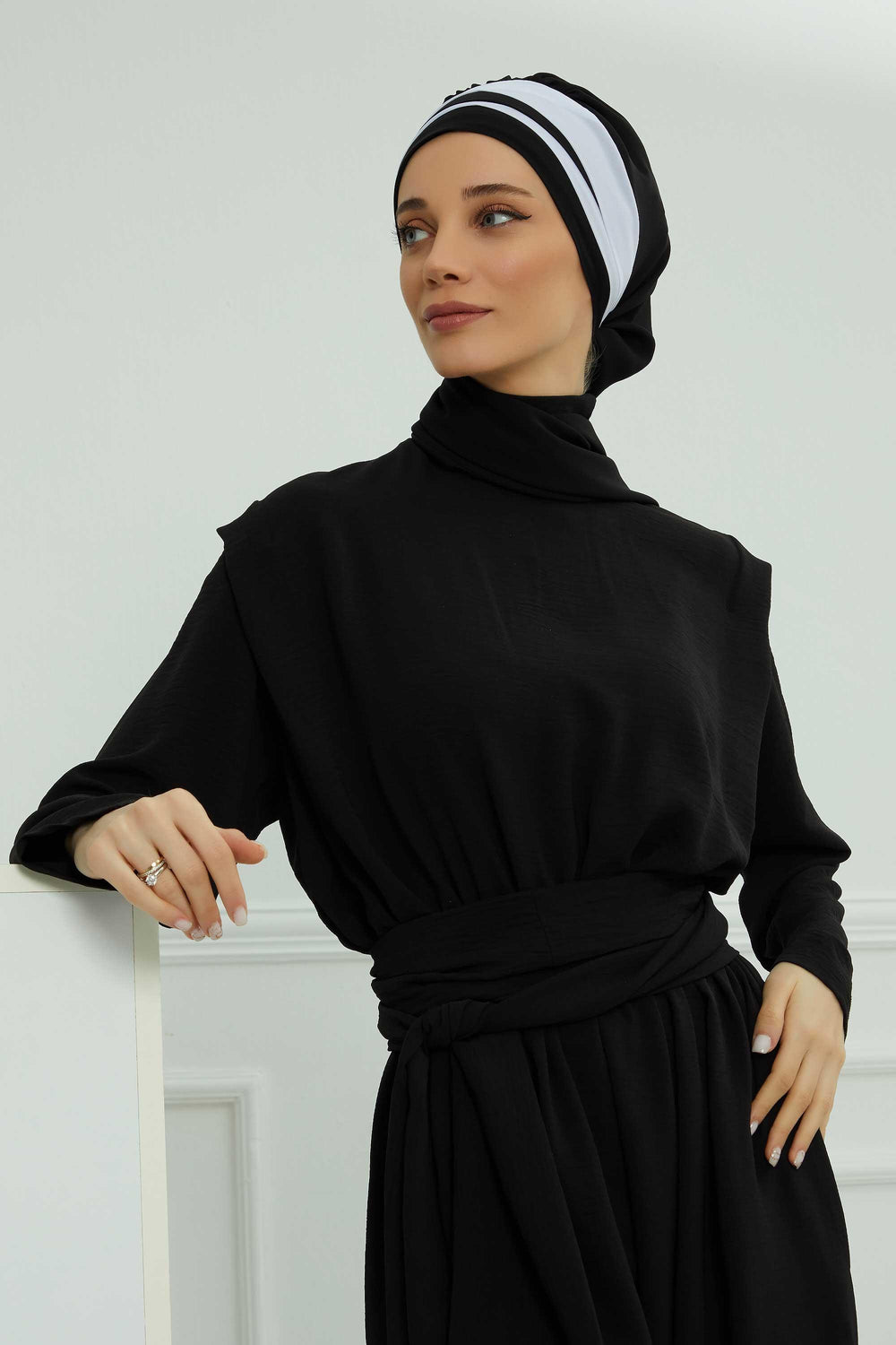 Two Colors Instant Turban Lightweight Multicolor Chiffon Scarf Head Turbans For Women Headwear Stylish Elegant Design,HT-52 Black - White