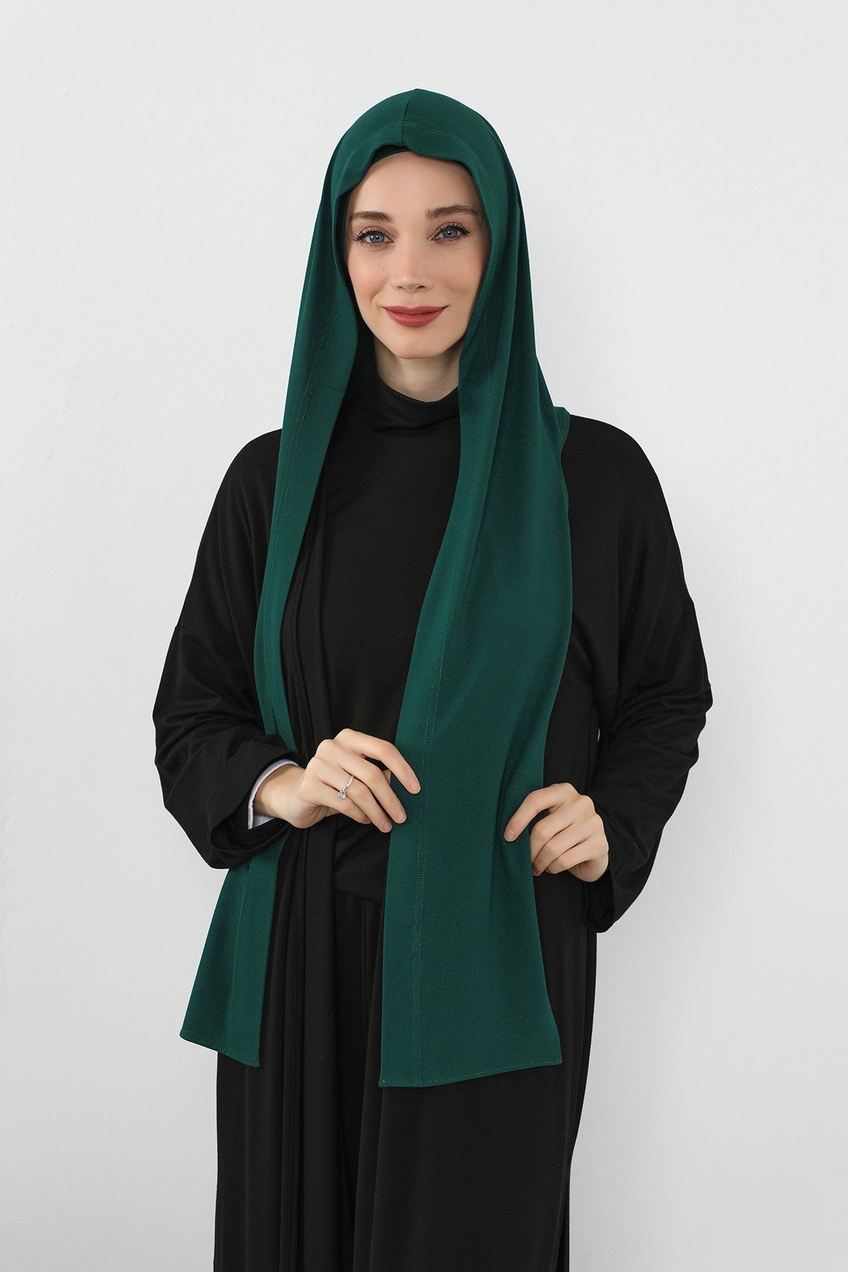 Two-Piece Jersey Hijab Set – Soft Scarf and Matching Undercap, Plain Jersey Hijab & Undercap Set for Everyday Wear,PS-57 Green