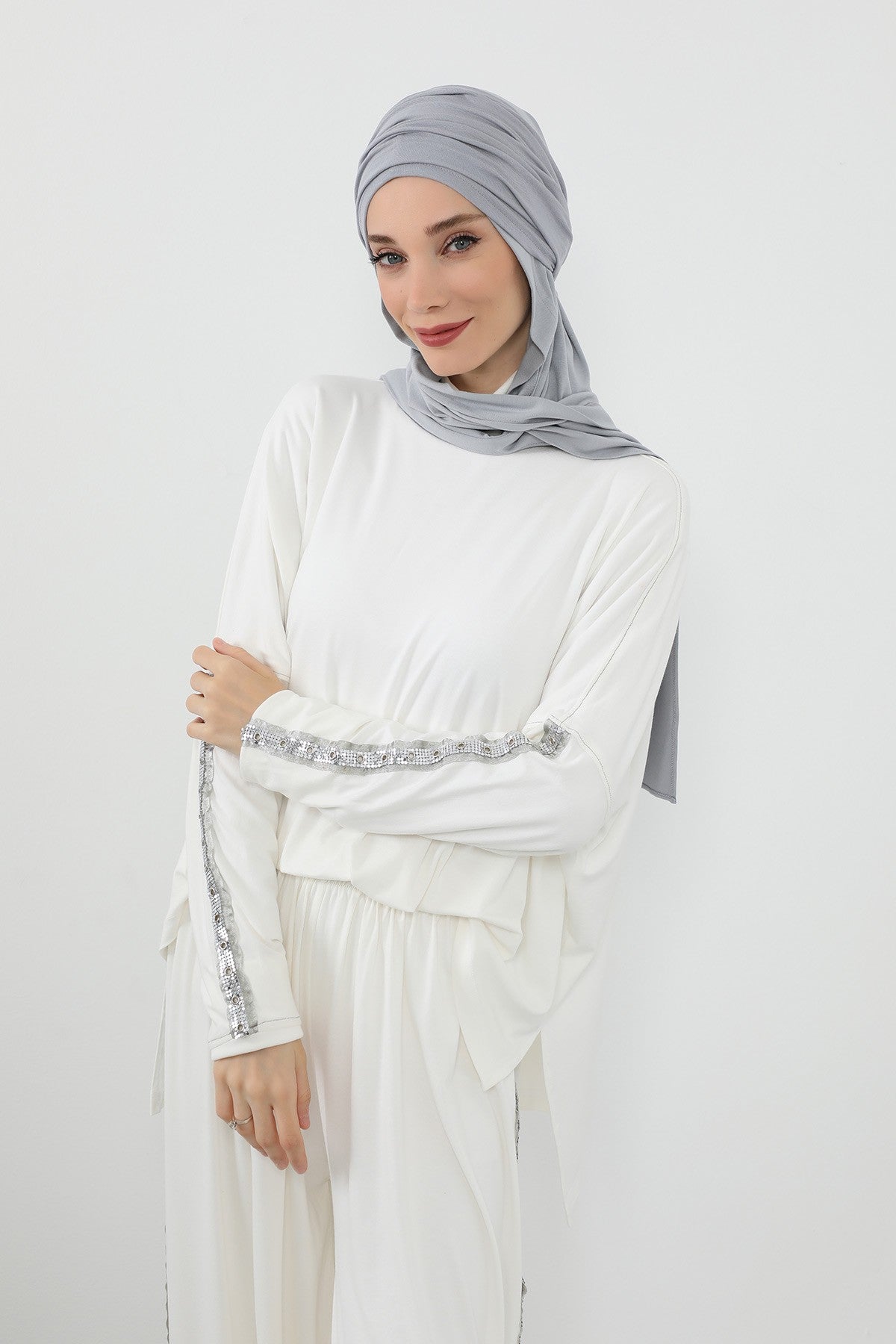 Two-Piece Jersey Hijab Set – Soft Scarf and Matching Undercap, Plain Jersey Hijab & Undercap Set for Everyday Wear,PS-57 Grey 2