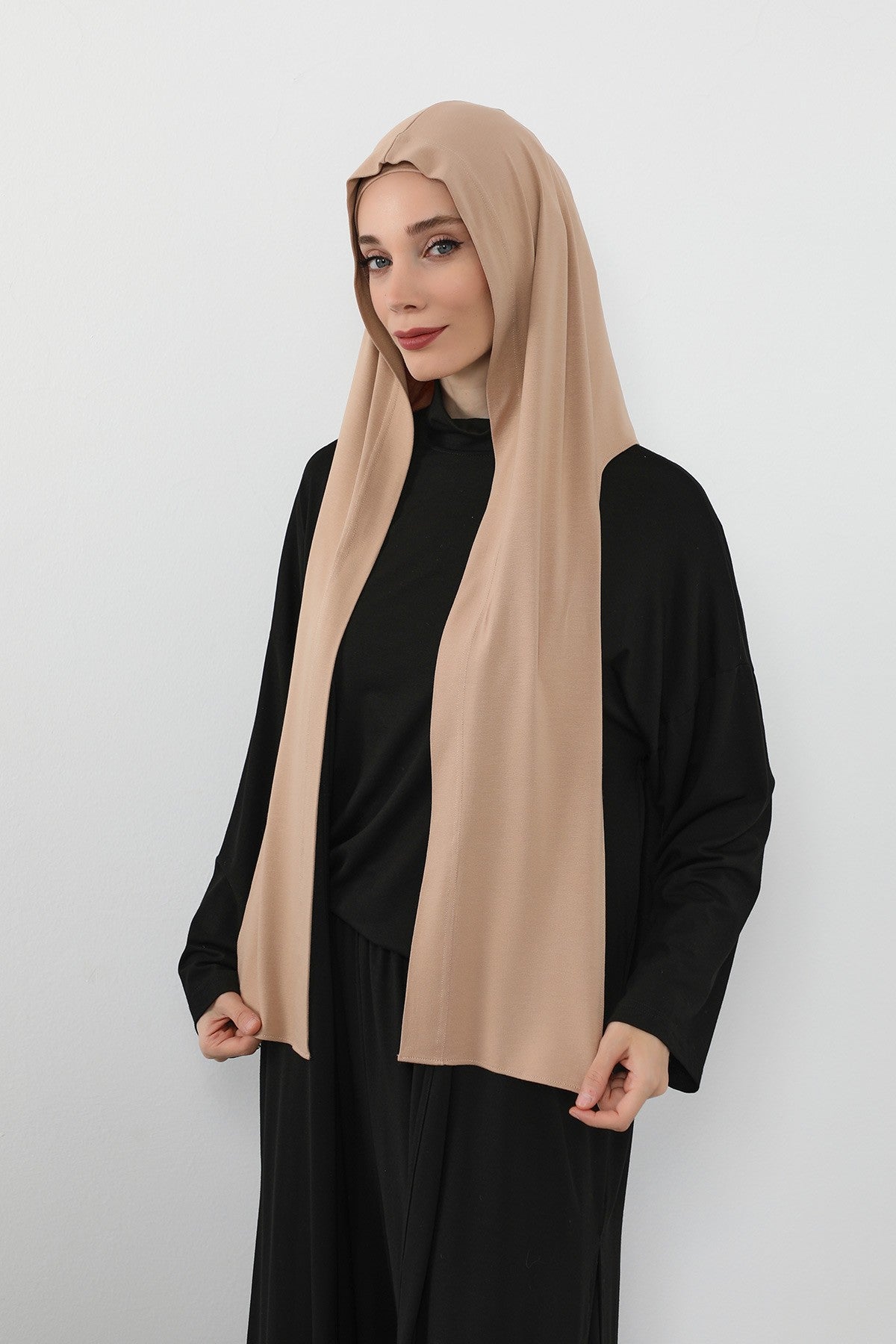 Two-Piece Jersey Hijab Set – Soft Scarf and Matching Undercap, Plain Jersey Hijab & Undercap Set for Everyday Wear,PS-57 Sand Brown