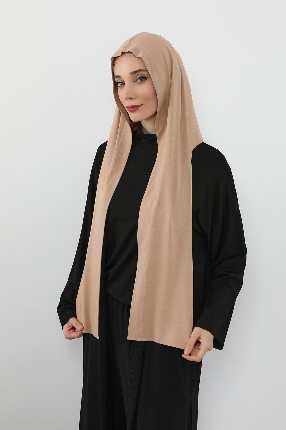 Two-Piece Jersey Hijab Set – Soft Scarf and Matching Undercap, Plain Jersey Hijab & Undercap Set for Everyday Wear,PS-57 Sand Brown