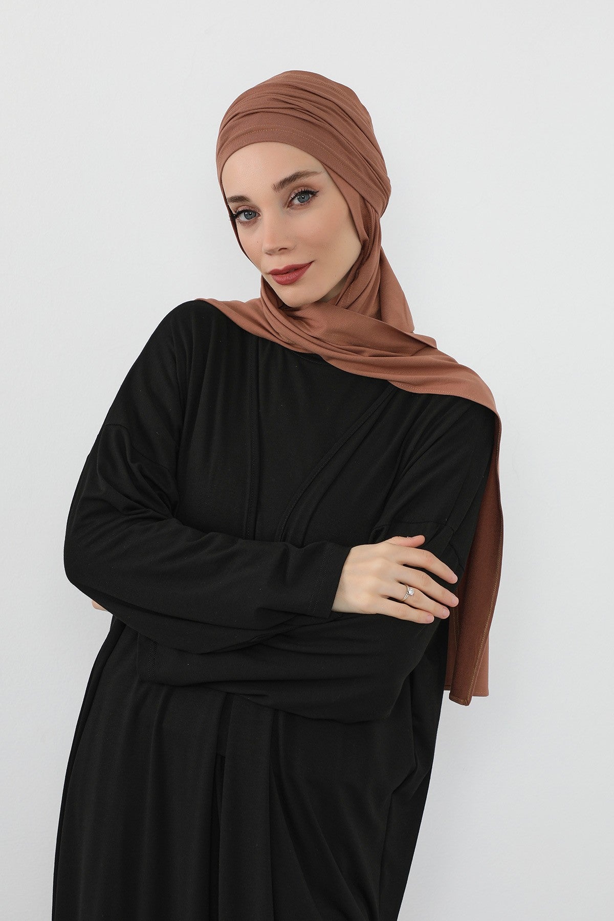 Two-Piece Jersey Hijab Set – Soft Scarf and Matching Undercap, Plain Jersey Hijab & Undercap Set for Everyday Wear,PS-57 Caramel Brown