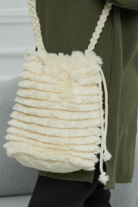 Lange Tasche mit Quasten, CE-11