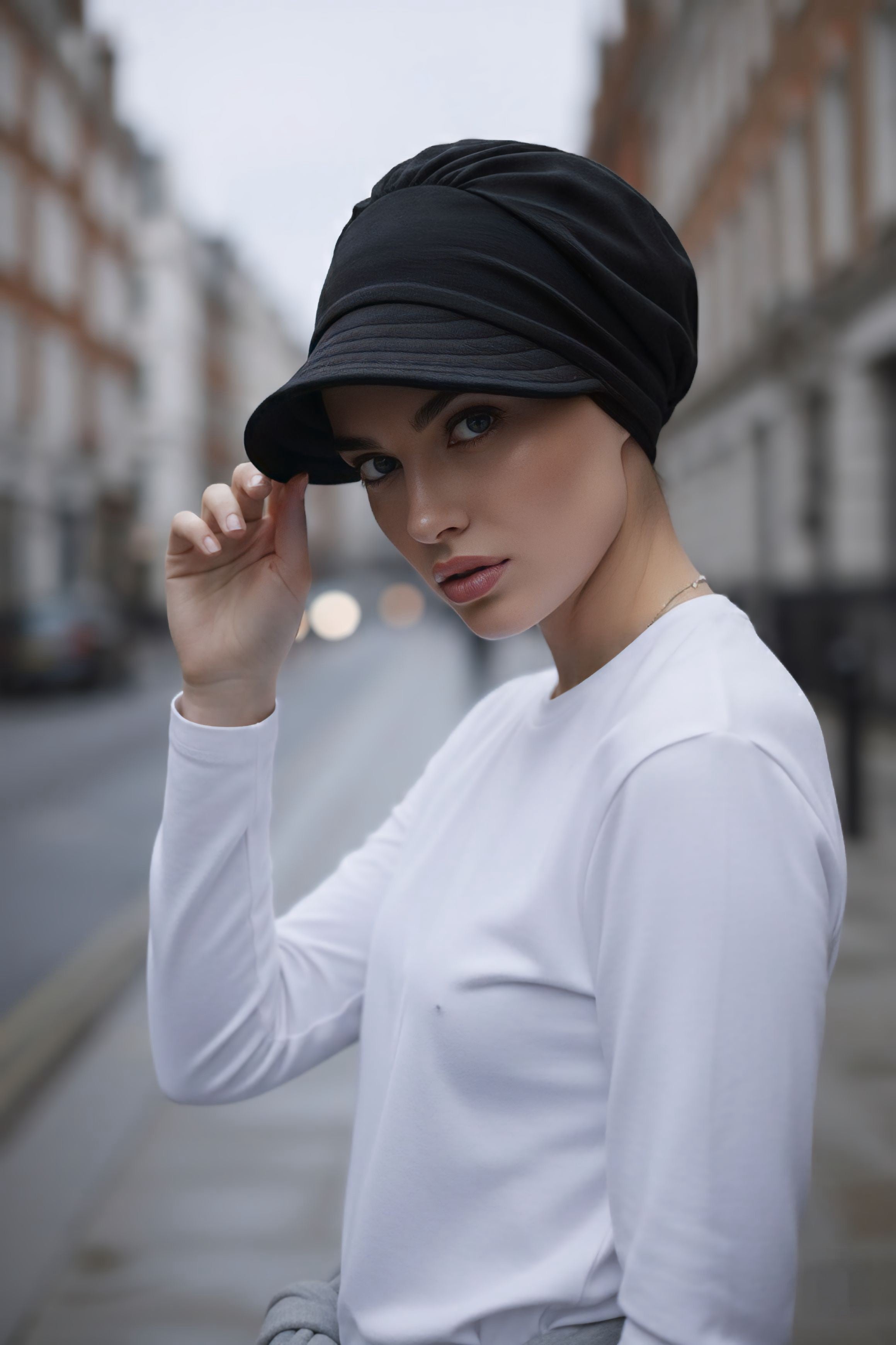 Women’s Turban Hat with Sun Visor, All Seasons Visor Turban Hat Headscarf for Women, Comfortable One Size Modest Head Cover,B-73O Black